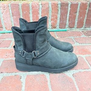 UGG booties 10